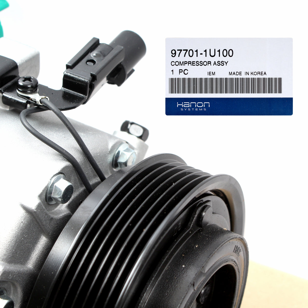 OEM AC Compressor W/ Clutch for 10-12 Santa Fe 11-13 Sorento 2.4L 977011U100