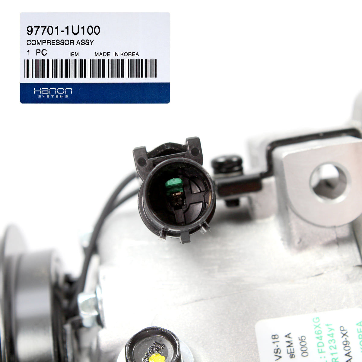 OEM AC Compressor W/ Clutch for 10-12 Santa Fe 11-13 Sorento 2.4L 977011U100