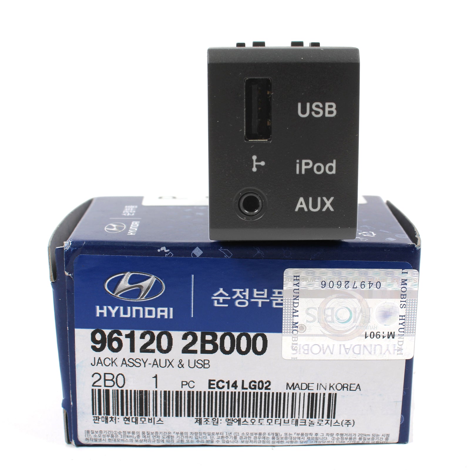 GENUINE AUX USB iPod Jack for 2007-2012 Hyundai Santa Fe OEM 961202B000