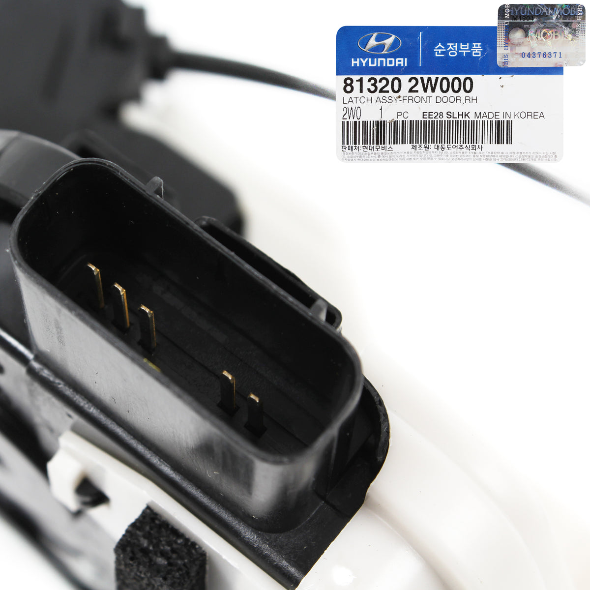 Door Lock Actuator FRONT RIGHT GENUINE for 13-19 Hyundai Santa Fe 813202W010