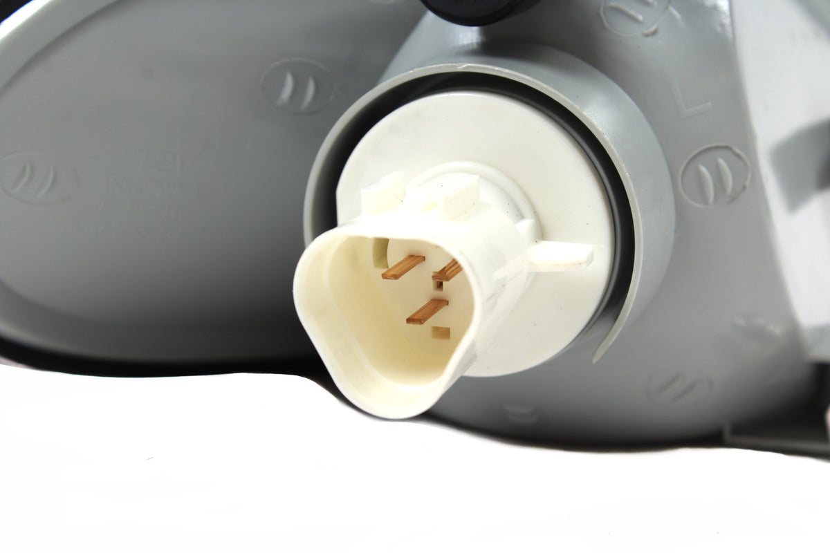 GENUINE TURN SIGNAL lamp FRONT LEFT for 1999-2001 HYUNDAI TIBURON OEM 9230127550