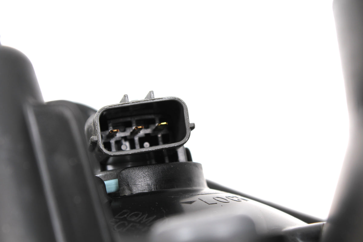 GENUINE HEAD LIGHTS BLACK BEZEL LH &amp; RH for 01-06 HYUNDAI TIBURON OEM 921012C500