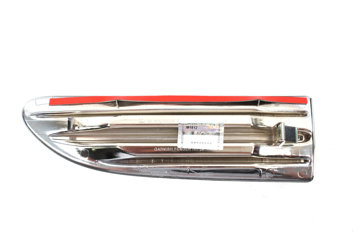 GENUINE Fender Grille Garnish RIGHT for 2007-08 Hyundai Tiburon 877762C700