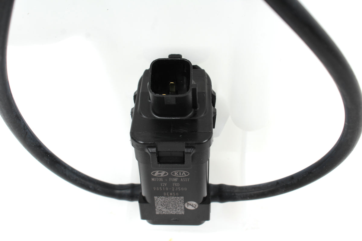 GENUINE Windshield Washer Reservoir Tank w/ Washer Pump for 12-17 Hyundai Accent